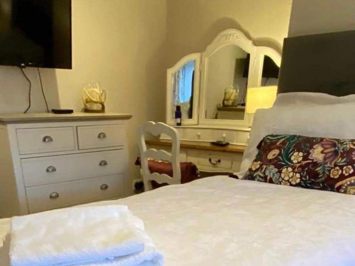 Inn Bird In Bush Elsdon